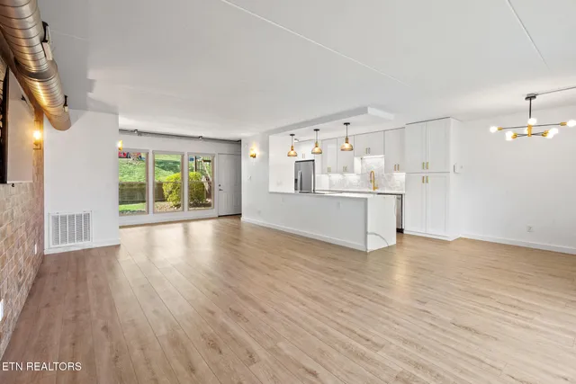 $275,000 | 518 Berlin Drive, Knoxville, TN 37923