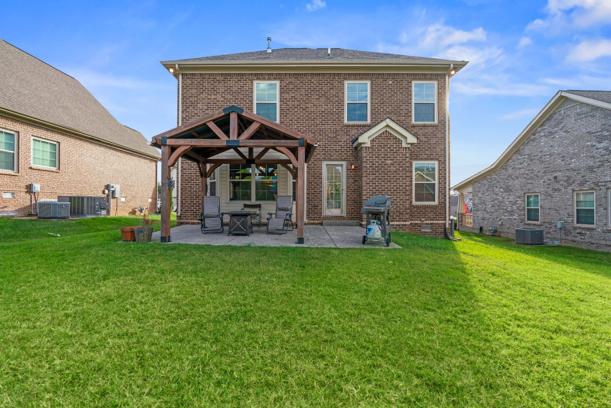 1003 Claymill Drive Spring Hill, TN 37174 - Photo 51 of 62 a front view of a house with garden