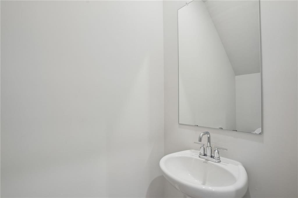 2026 Avalon Ridge Conyers, GA 30013 - Photo 15 of 37