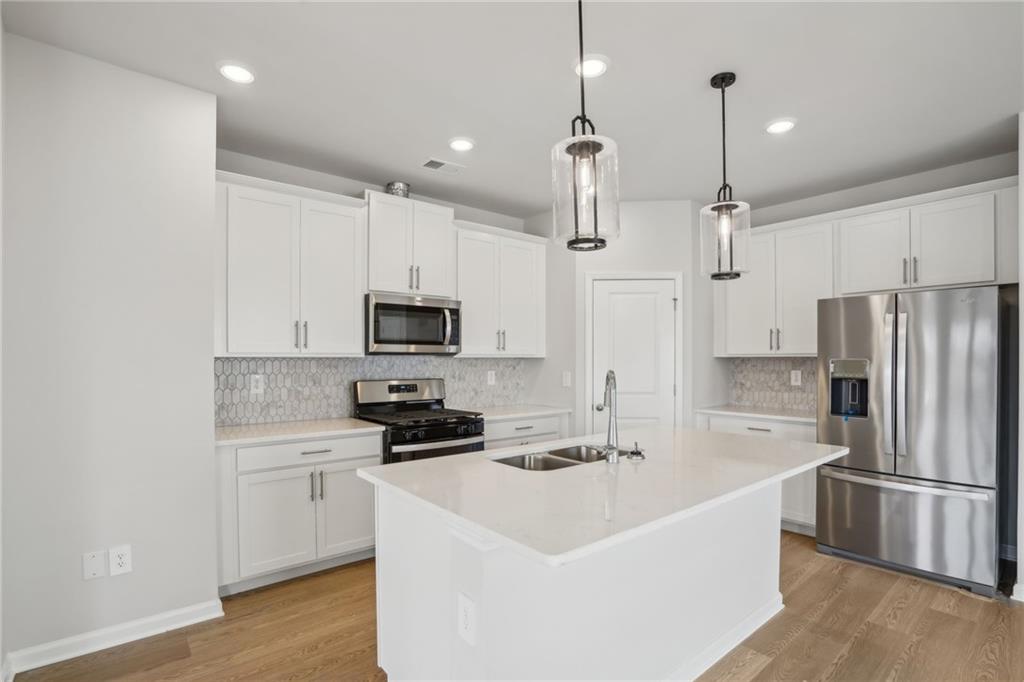 2026 Avalon Ridge Conyers, GA 30013 - Photo 9 of 37