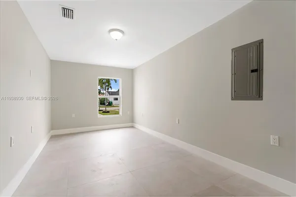 $6,200 | 2714 Southwest 36th Avenue, Unit A, Miami, FL 33133