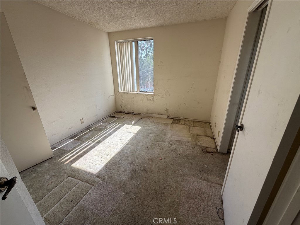 1440 West Edgehill Road, Unit 54 San Bernardino, CA 92405 - Photo 4 of 7