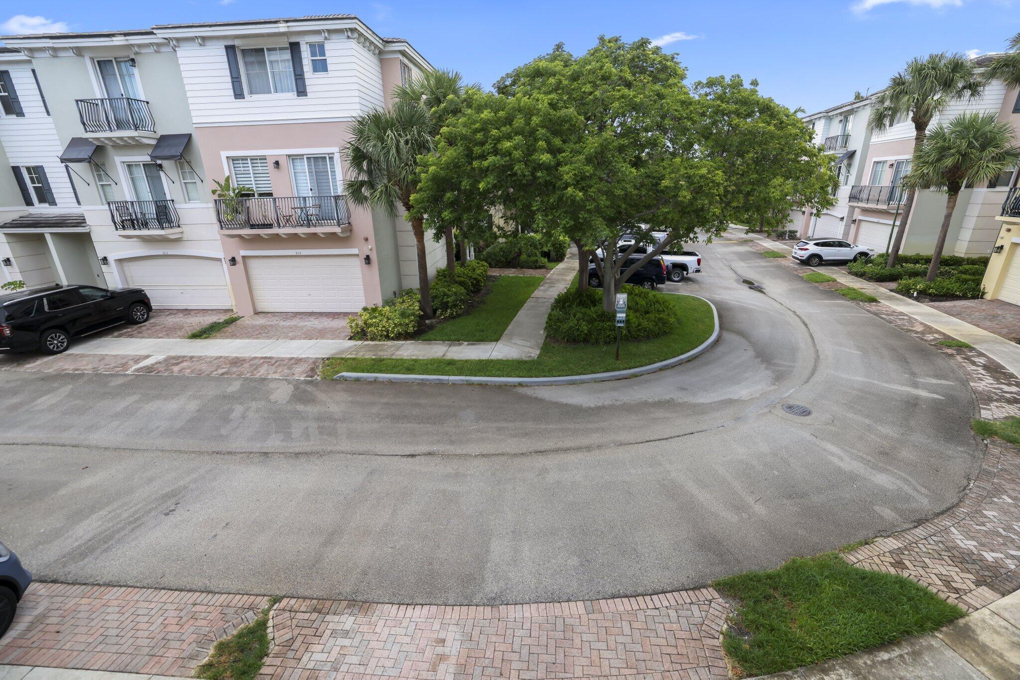 616 Northwest 38th Circle Boca Raton, FL 33431 - Photo 30 of 55 616 NW 38th Cir - 30.jpg-SMALL