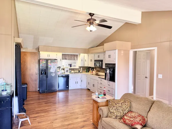 $219,900 | 102 Rotterdam Avenue South, Hollandale, MN 56045