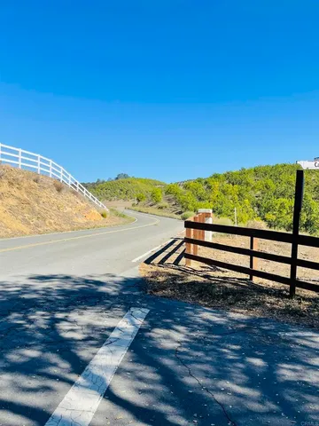 $445,000 | 0 Calle Jardin, Temecula, CA 92590