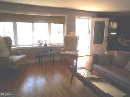1209 Berkwood Road Baltimore, MD 21237 - Photo 4 of 19 Bay window