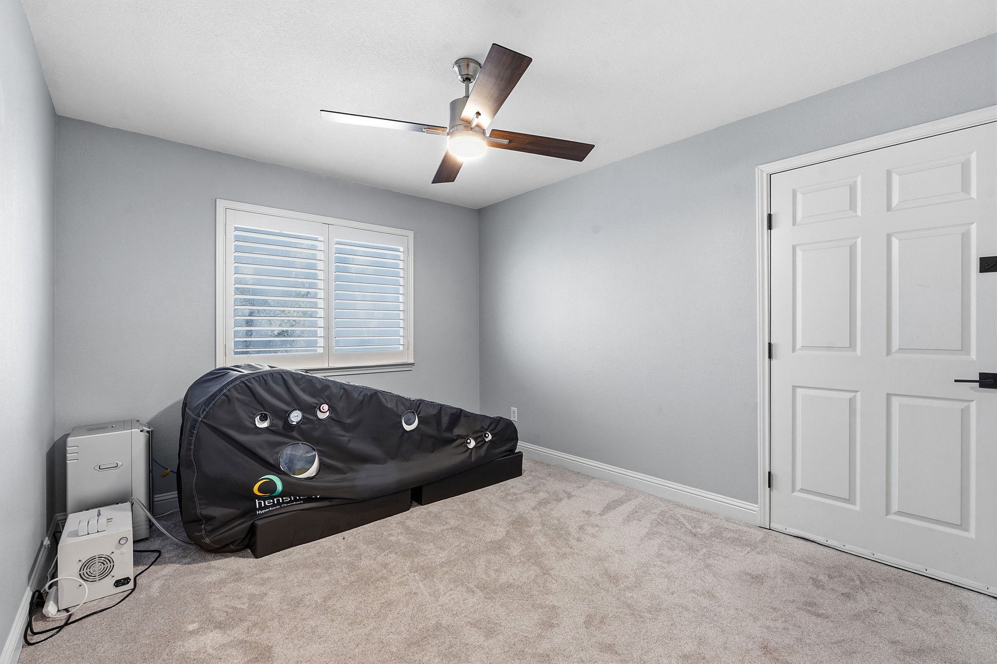 5000 Mission Oaks Boulevard, Unit 30 Austin, TX 78735 - Photo 23 of 31 Upstairs guest Bedroom. 5000 Mission Oaks Dr #30