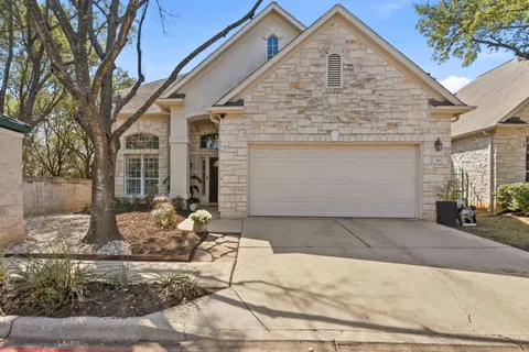 $800,000 | 5000 Mission Oaks Boulevard, Unit 30, Austin, TX 78735