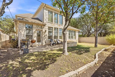 $815,000 | 5000 Mission Oaks Boulevard, Unit 30, Austin, TX 78735