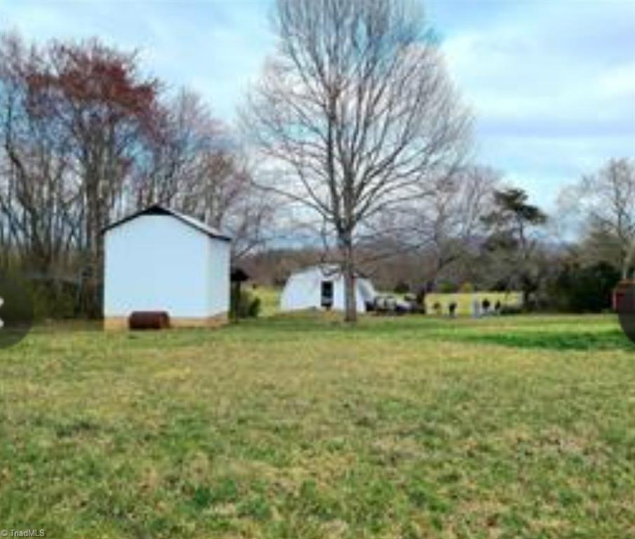 442 Bagley Springs Road Ronda, NC 28670 - Photo 5 of 18 Gallery Image 5
