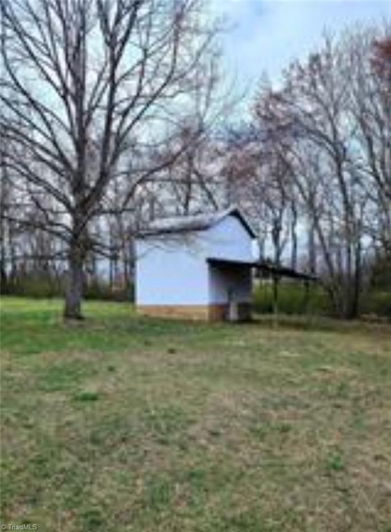 442 Bagley Springs Road Ronda, NC 28670 - Photo 6 of 18 Gallery Image 6