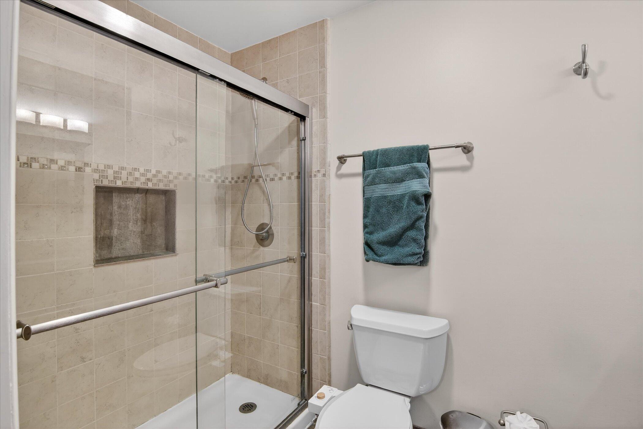 7901 West Waters Road Ann Arbor, MI 48103 - Photo 29 of 53 26-7901-W-Waters-Rd-Windowstill