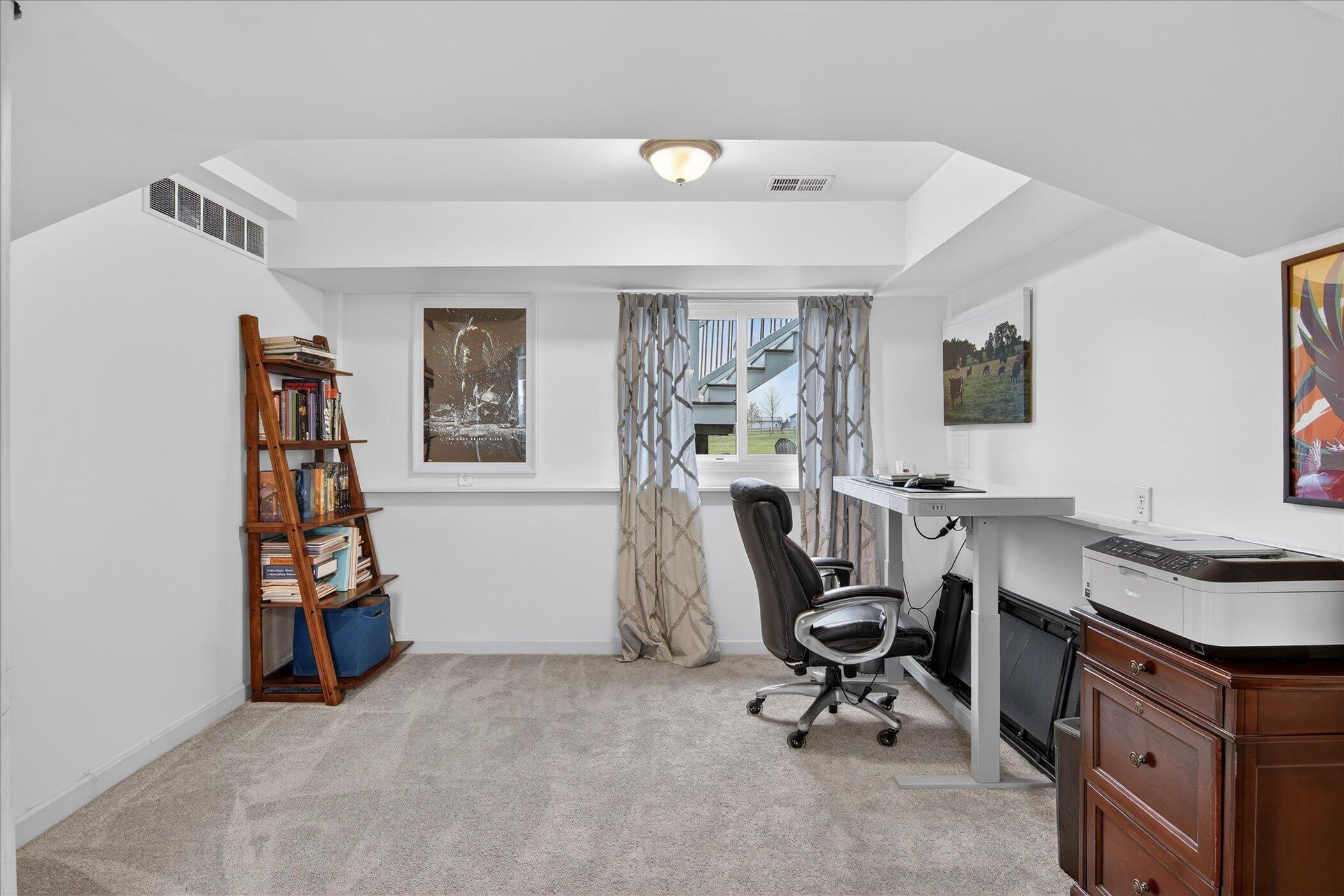 7901 West Waters Road Ann Arbor, MI 48103 - Photo 31 of 53 28-7901-W-Waters-Rd-Windowstill