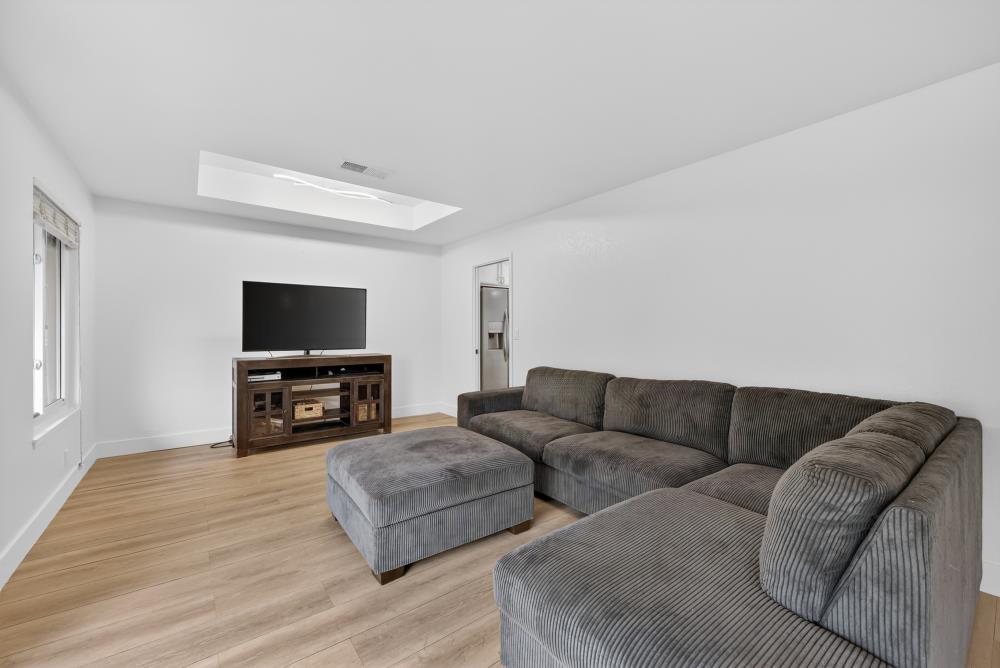 3440 Meadow Way Rocklin, CA 95677 - Photo 11 of 48