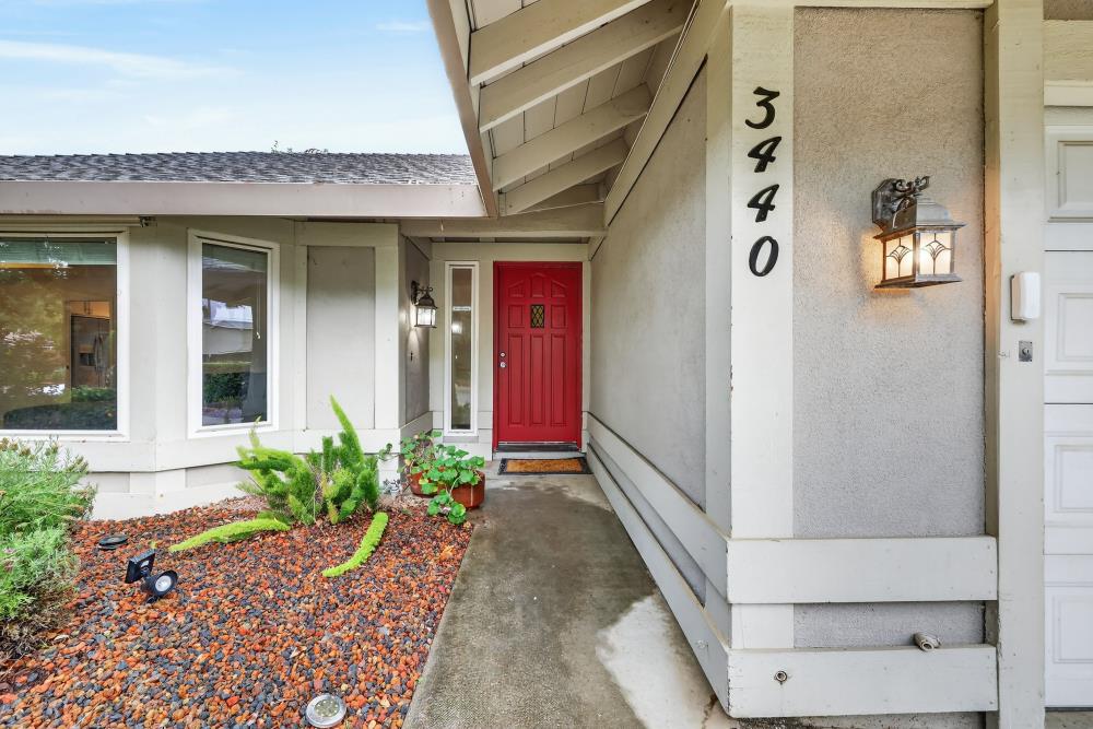 3440 Meadow Way Rocklin, CA 95677 - Photo 3 of 48
