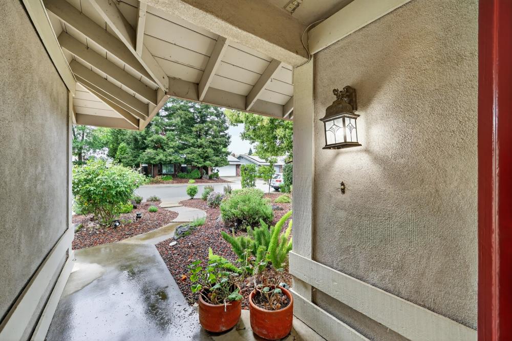 3440 Meadow Way Rocklin, CA 95677 - Photo 4 of 48