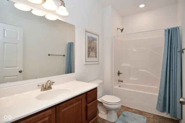 $445,000 | 1623 Stoneybrook Avenue, Crawfordsville, IN 47933