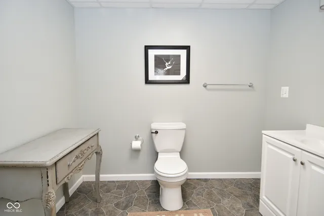 $445,000 | 1623 Stoneybrook Avenue, Crawfordsville, IN 47933