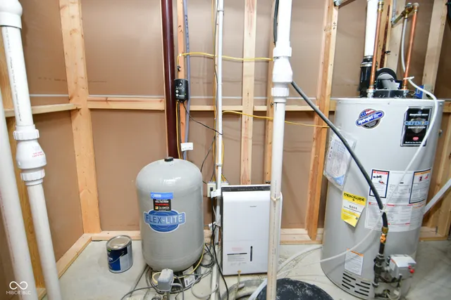 $445,000 | 1623 Stoneybrook Avenue, Crawfordsville, IN 47933