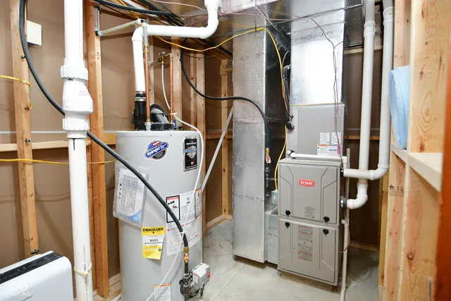 $445,000 | 1623 Stoneybrook Avenue, Crawfordsville, IN 47933