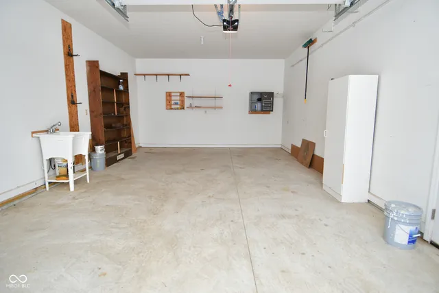 $445,000 | 1623 Stoneybrook Avenue, Crawfordsville, IN 47933