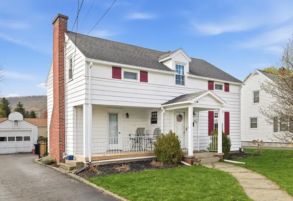 $185,000 | 224 Onondaga Street, Corning, NY 14830