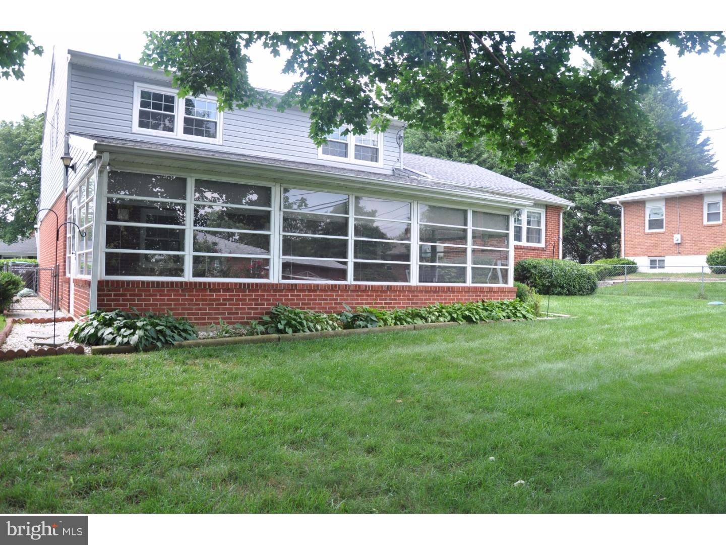 39 Tysons Ford Road Newark, DE 19711 - Photo 5 of 24 Enclosed Porch