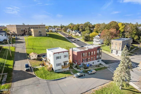 $1,800 | 148 Columbia Street, Cohoes, NY 12047