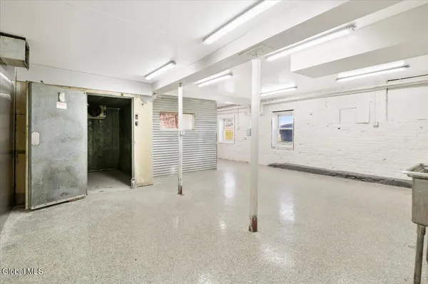 $1,800 | 148 Columbia Street, Cohoes, NY 12047