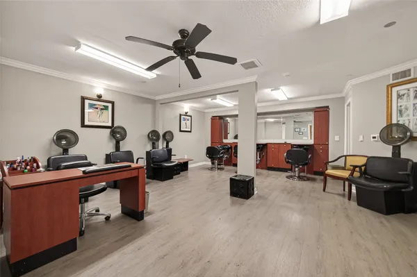 $879 | 7575 Willow Chase Boulevard, Unit 2325, Houston, TX 77070