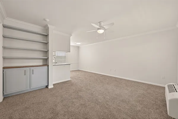 $879 | 7575 Willow Chase Boulevard, Unit 2325, Houston, TX 77070