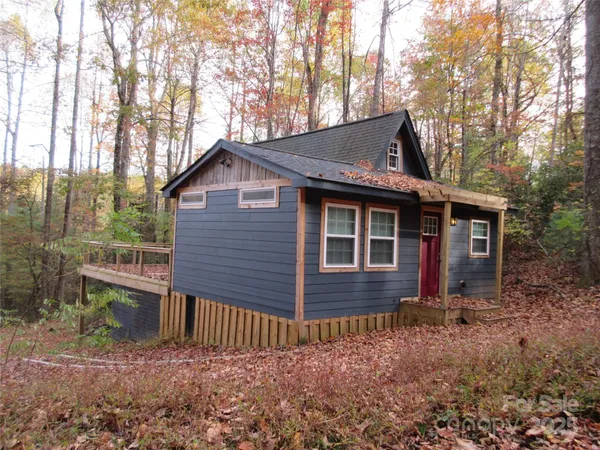 $219,900 | 30 Rainbow Lake Circle, Black Mountain, NC 28711