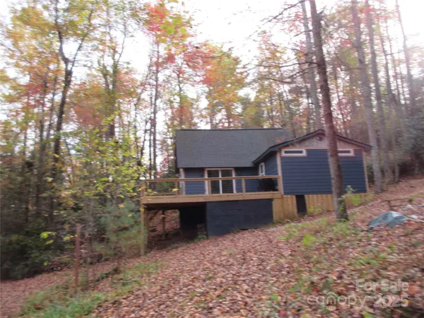 $219,900 | 30 Rainbow Lake Circle, Black Mountain, NC 28711