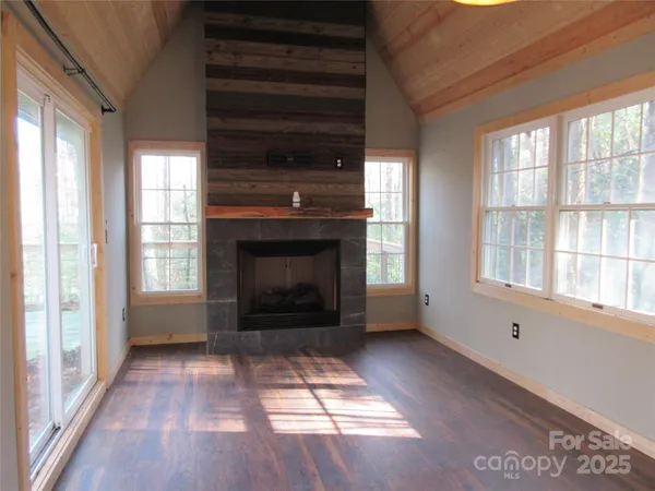 $219,900 | 30 Rainbow Lake Circle, Black Mountain, NC 28711