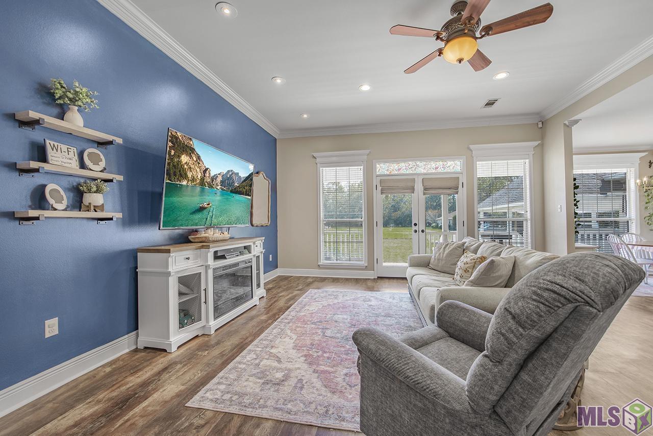 7533 Pine Bluff Road Denham Springs, LA 70726 - Photo 10 of 24 Gallery Image 10