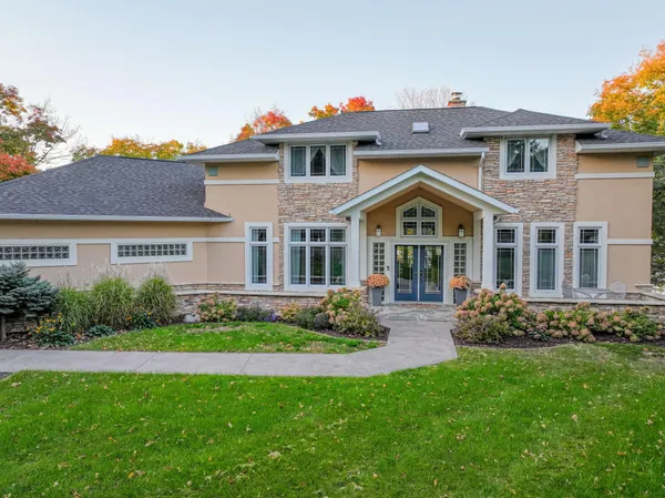 $925,000 | 7295 Blackwell Drive Southwest, Farwell, MN 56327