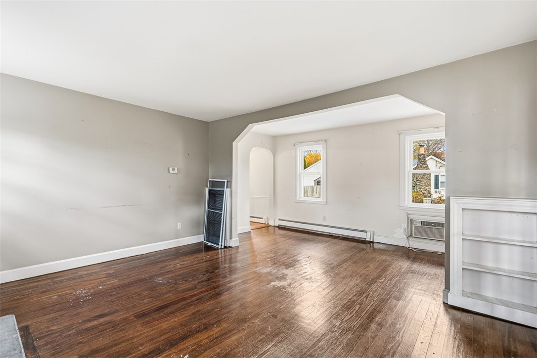 210 Promenade Street Barrington, RI 02806 - Photo 13 of 49