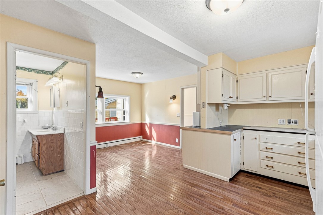 210 Promenade Street Barrington, RI 02806 - Photo 17 of 49