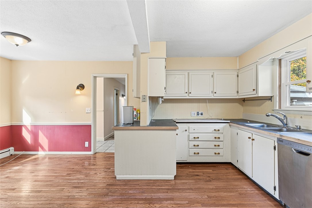 210 Promenade Street Barrington, RI 02806 - Photo 20 of 49