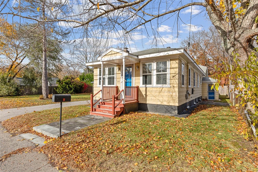 210 Promenade Street Barrington, RI 02806 - Photo 2 of 49