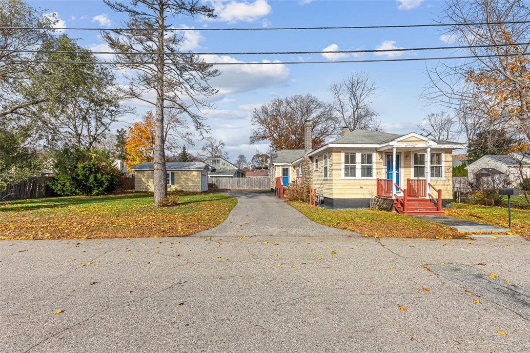 210 Promenade Street Barrington, RI 02806 - Photo 4 of 49