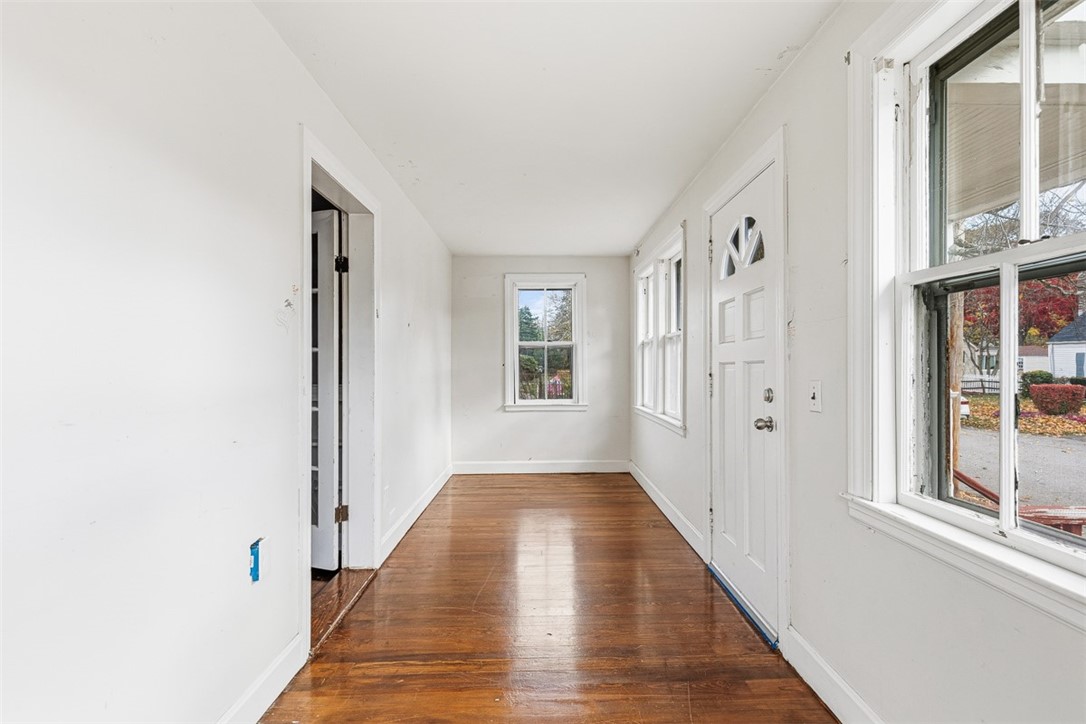 210 Promenade Street Barrington, RI 02806 - Photo 10 of 49