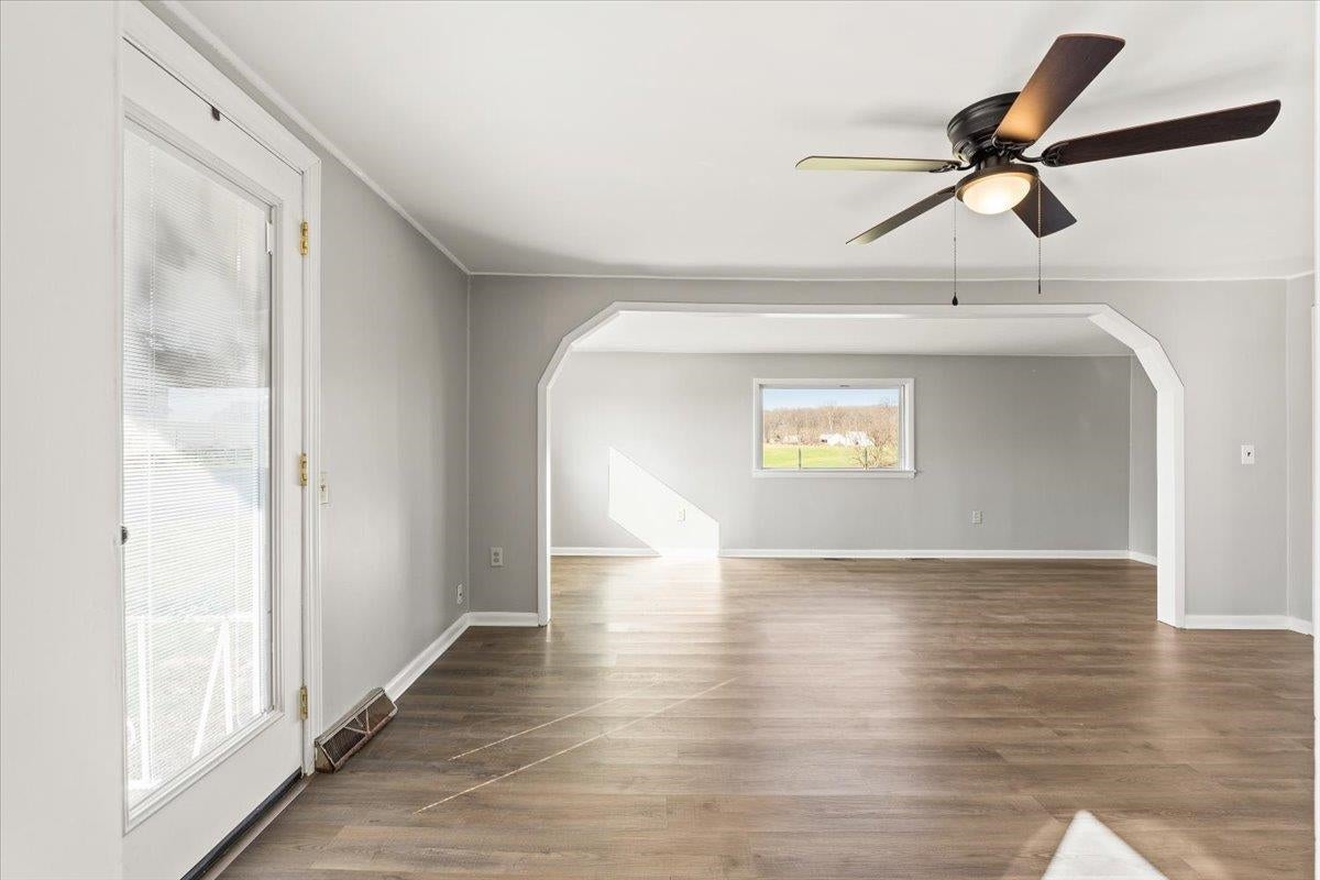 1918 Lacey Spring Road Broadway, VA 22815 - Photo 20 of 41 Gallery Image 20