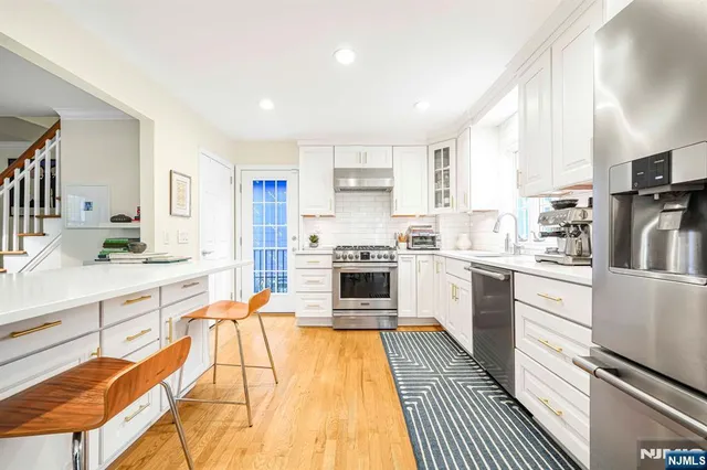 $629,999 | 8 White Terrace, Nutley, NJ 07110