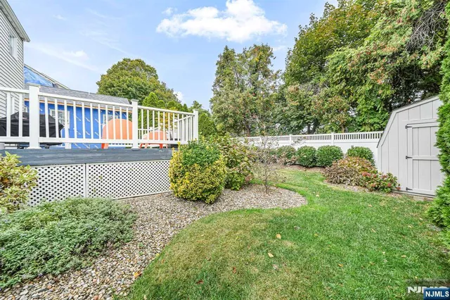 $629,999 | 8 White Terrace, Nutley, NJ 07110