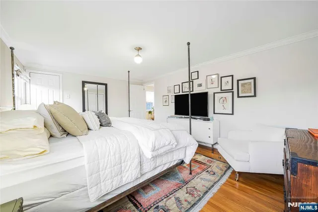 $629,999 | 8 White Terrace, Nutley, NJ 07110