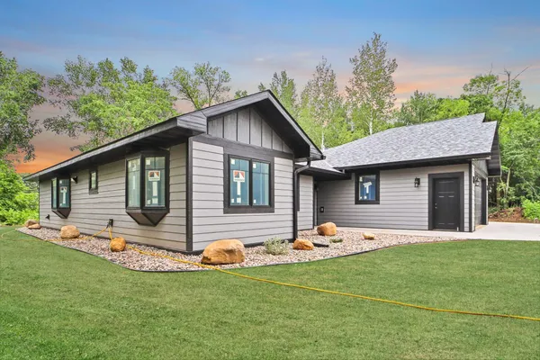 $689,900 | 16 Deblock Lane, Crosby, MN 56441