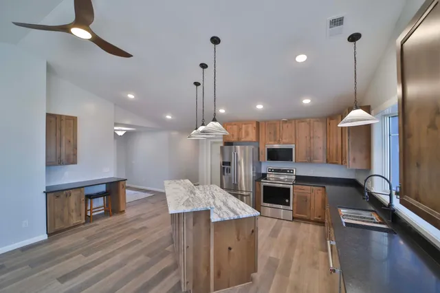 $689,900 | 16 Deblock Lane, Crosby, MN 56441