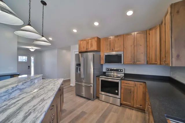 $689,900 | 16 Deblock Lane, Crosby, MN 56441