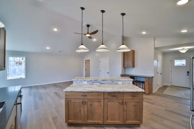 $689,900 | 16 Deblock Lane, Crosby, MN 56441